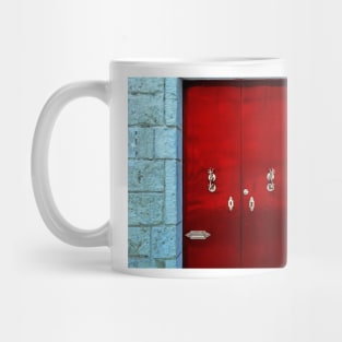 Red wooden door with golden vintage knockers Mug